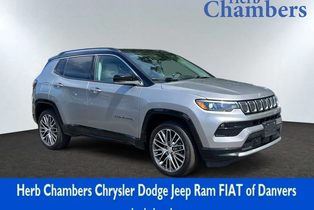 2022 Jeep Compass Limited photo 1