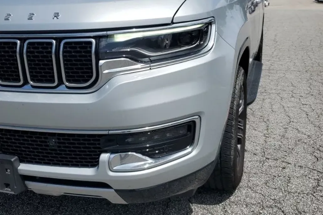 2024 Jeep Wagoneer Series II photo 1