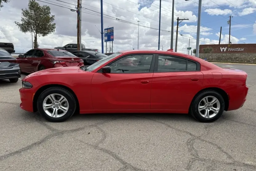 2023 Dodge Charger SXT photo 1