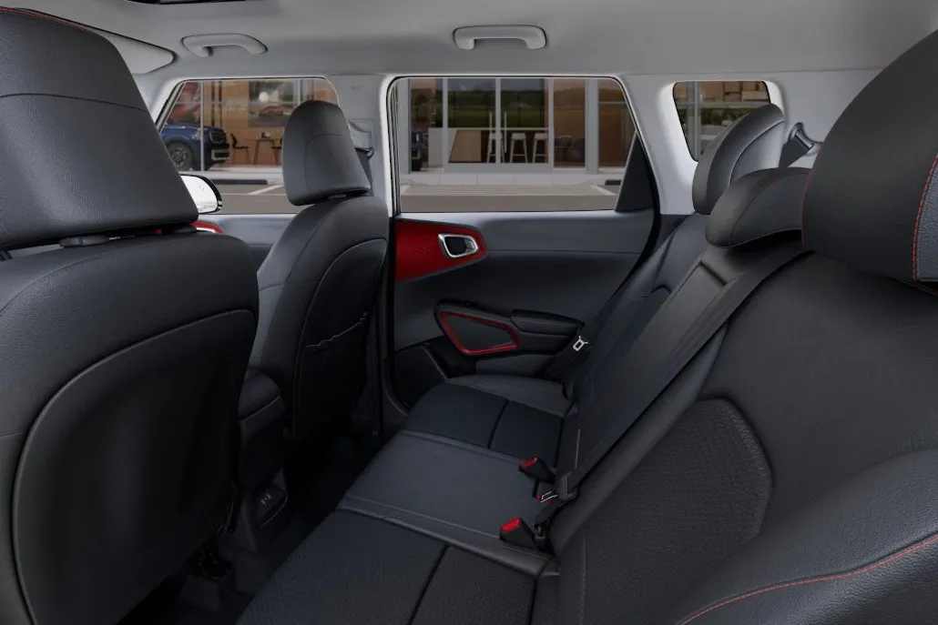 2025 Kia Soul GT-Line photo 1