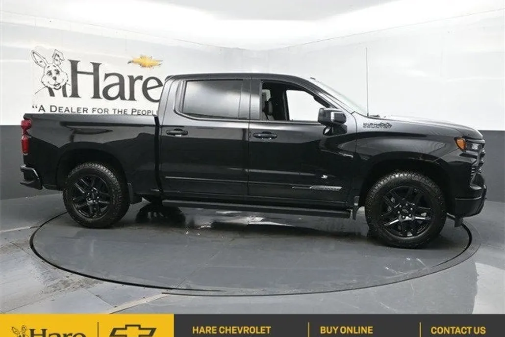 2025 Chevrolet Silverado 1500 High Country photo 1