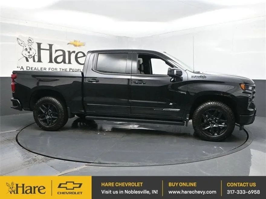 2025 Chevrolet Silverado 1500 High Country photo 1