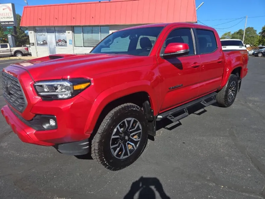 2022 Toyota Tacoma TRD Off-Road photo 1