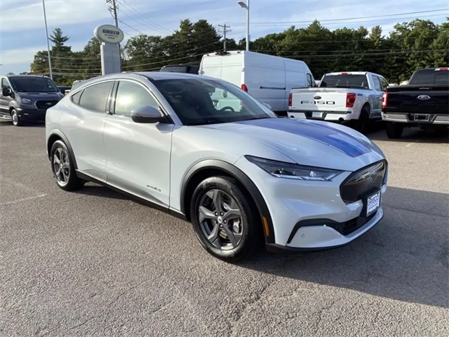 2021 Ford Mustang Mach-E Select photo 1