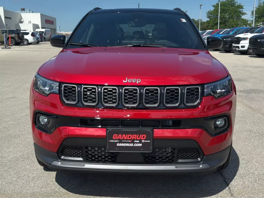 2025 Jeep Compass Limited photo 1