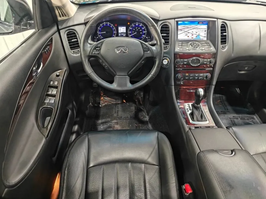 2017 Infiniti QX50 Base photo 1