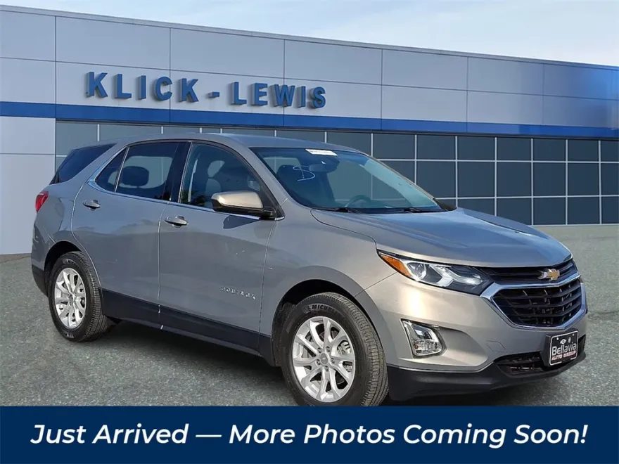 2019 Chevrolet Equinox LT photo 1