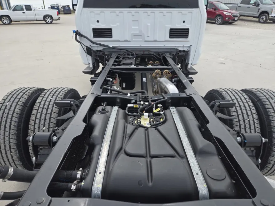 2025 Ford F-350 XL photo 17
