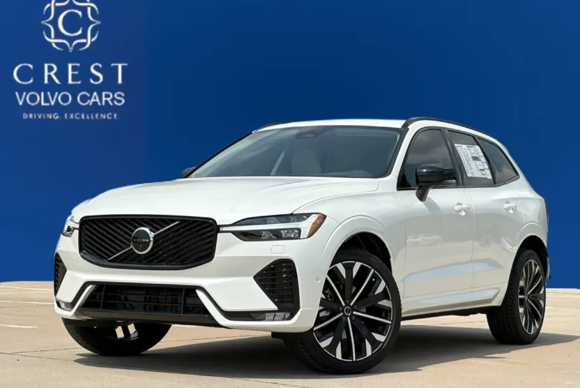 2026 Volvo XC60 B5 photo 1