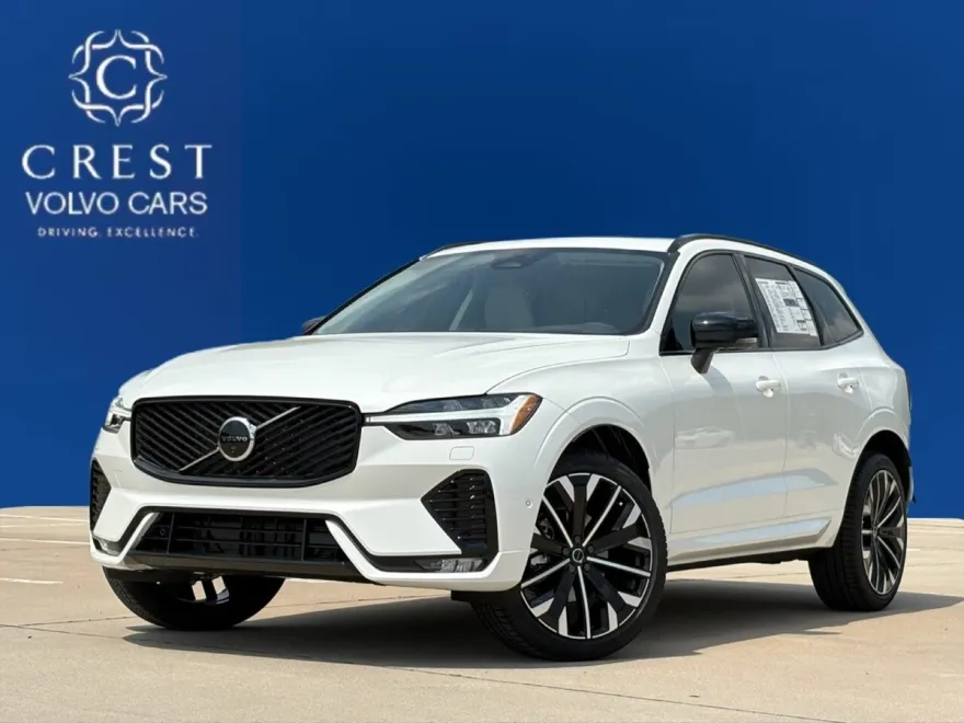 2026 Volvo XC60 B5 photo 1