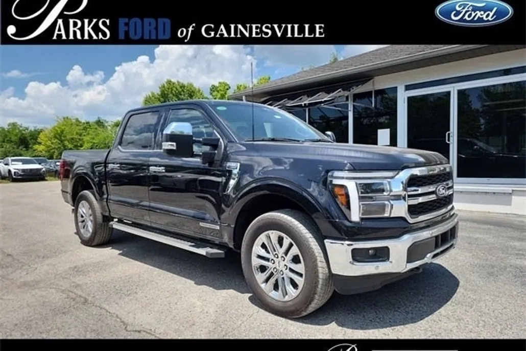 2025 Ford F-150 Lariat photo 1
