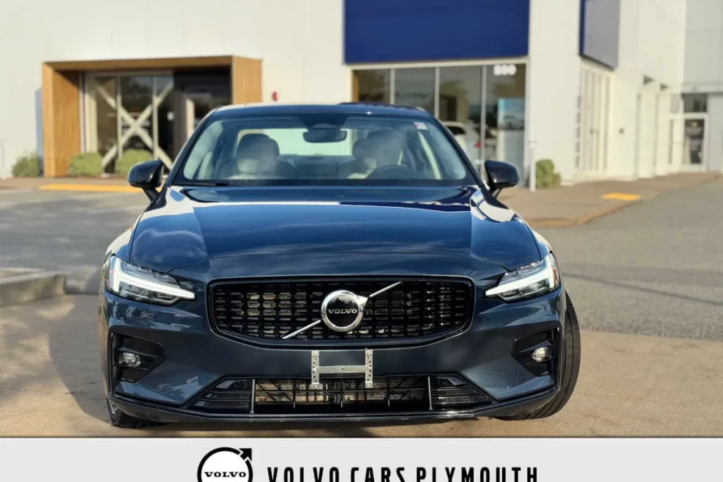 2024 Volvo S60 B5 Core photo 1