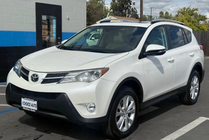 2014 Toyota RAV4 Limited photo 1