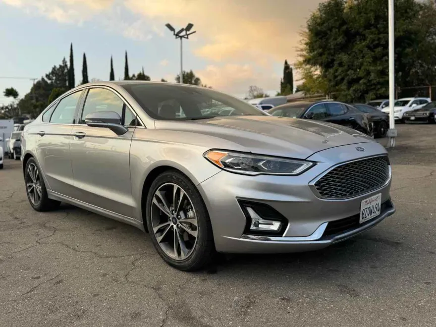 2020 Ford Fusion Titanium photo 1