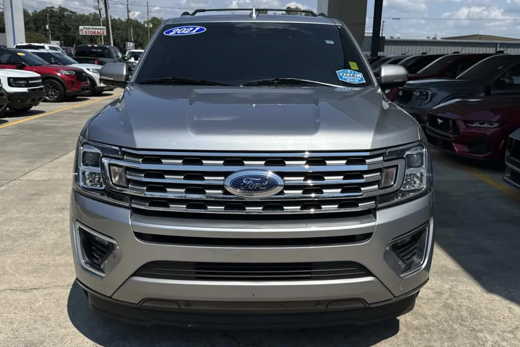 2021 Ford Expedition Limited photo 1