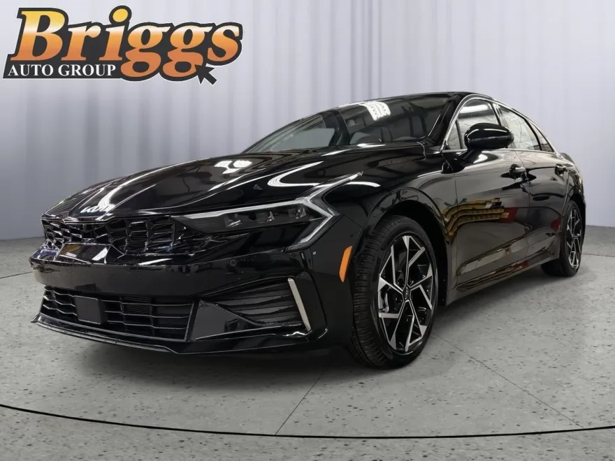 2025 Kia K5 EX photo 1