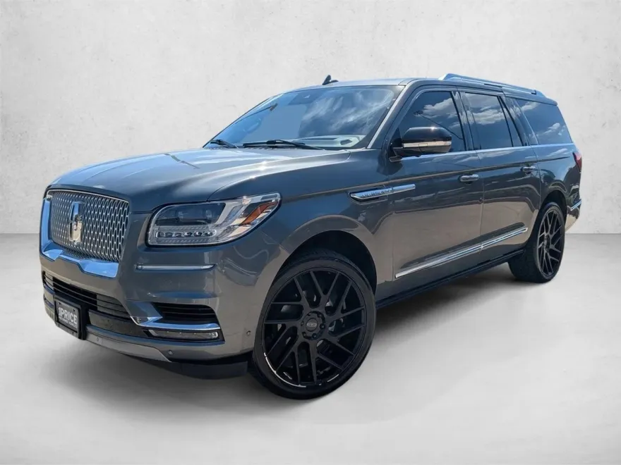 2021 Lincoln Navigator L Reserve photo 1