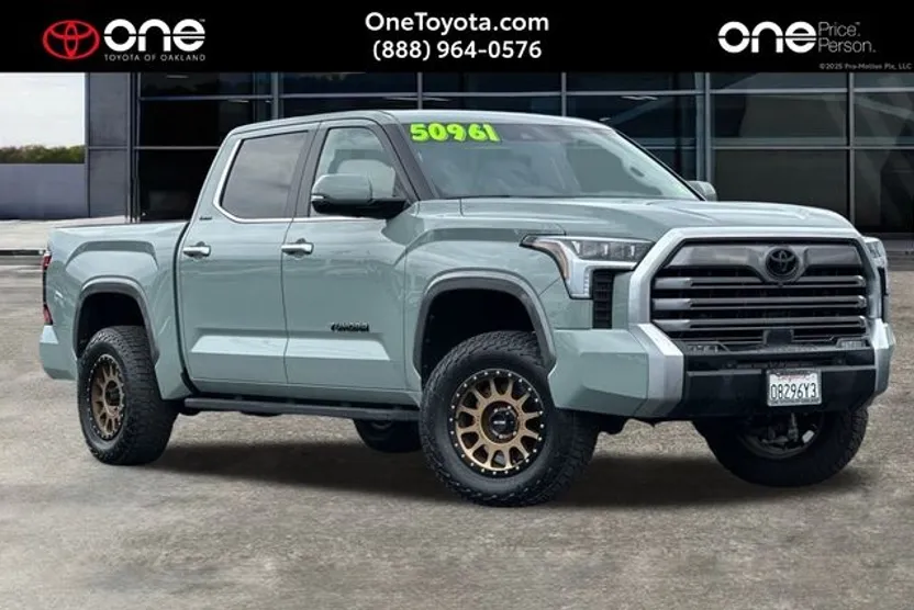 2024 Toyota Tundra Limited photo 1