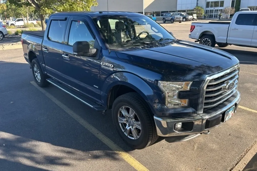 2016 Ford F-150 XLT photo 1