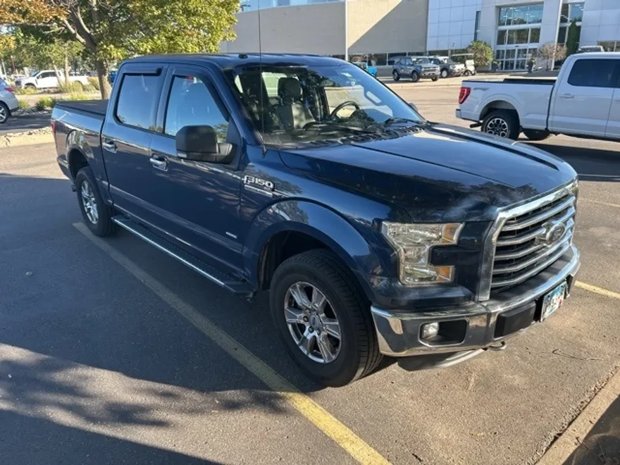 2016 Ford F-150 XLT photo 1