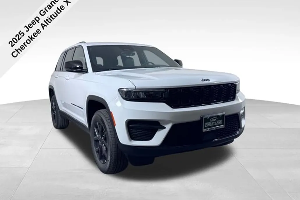 2025 Jeep Grand Cherokee Altitude photo 1