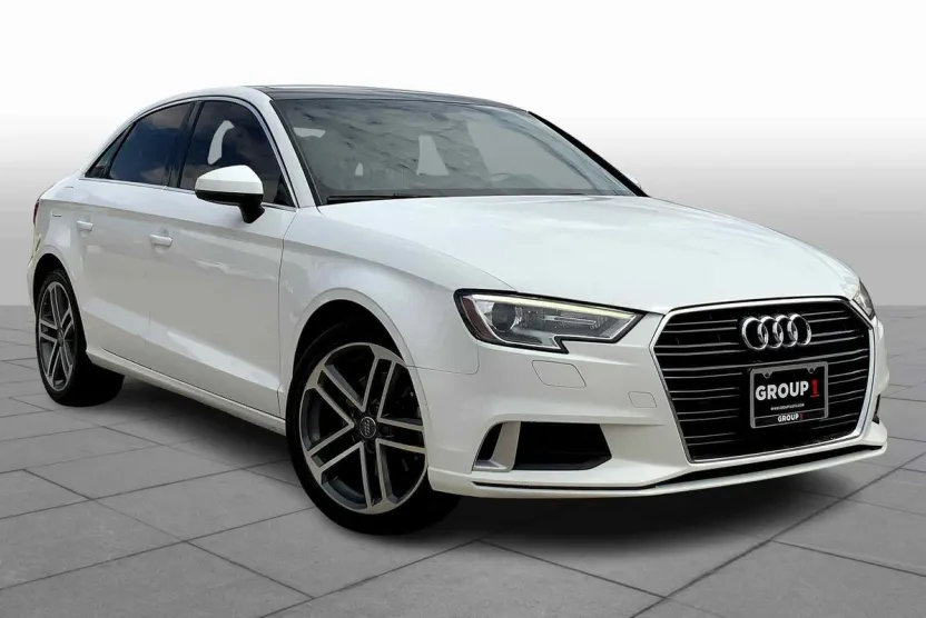 2019 Audi A3 Premium 40 TFSI photo 1