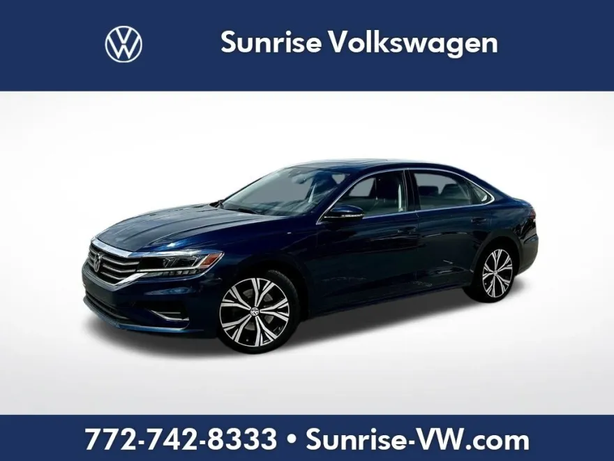 2020 Volkswagen Passat 2.0T SEL photo 1