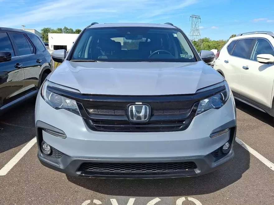 2022 Honda Pilot Special Edition photo 1