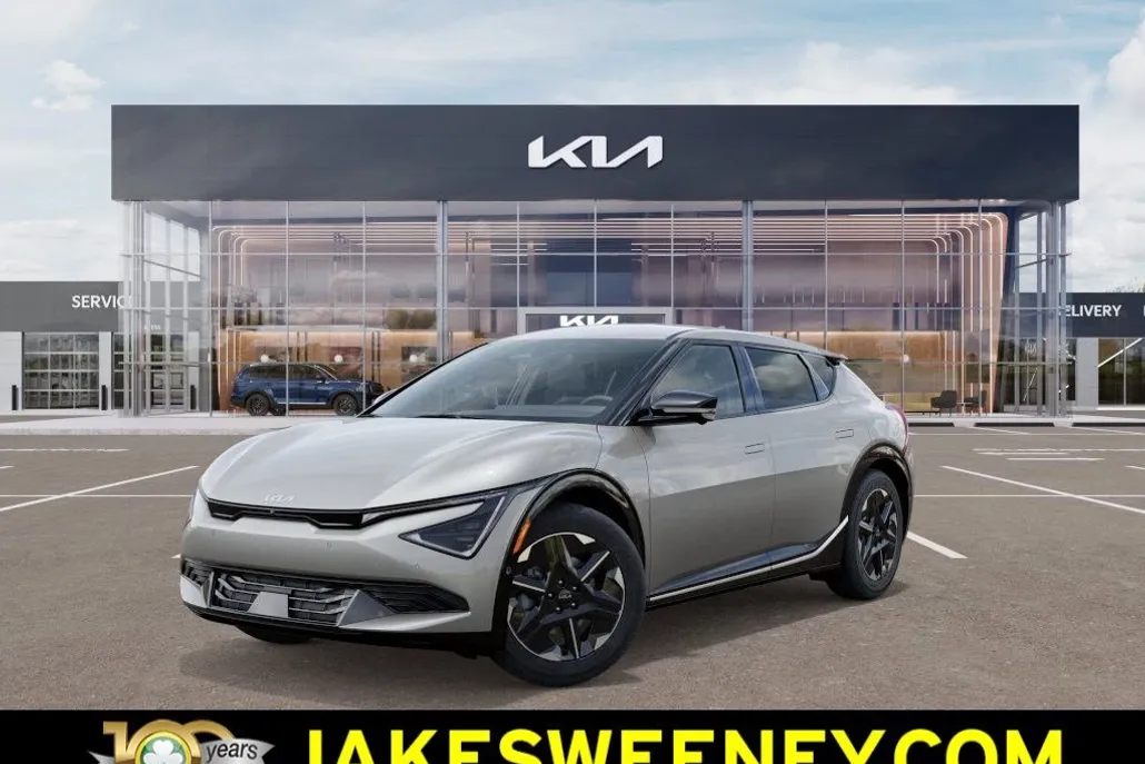 2025 Kia EV6 Wind photo 1