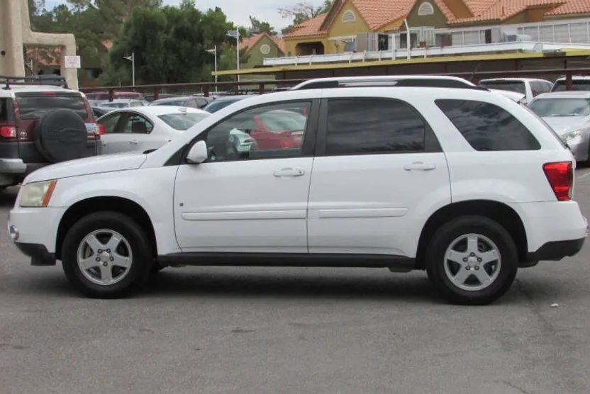 2007 Pontiac Torrent 1/2 ton FWD photo 1