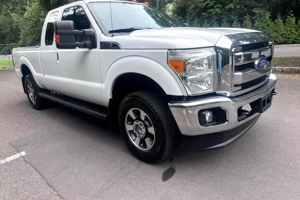 2015 Ford F-250 Lariat photo 1