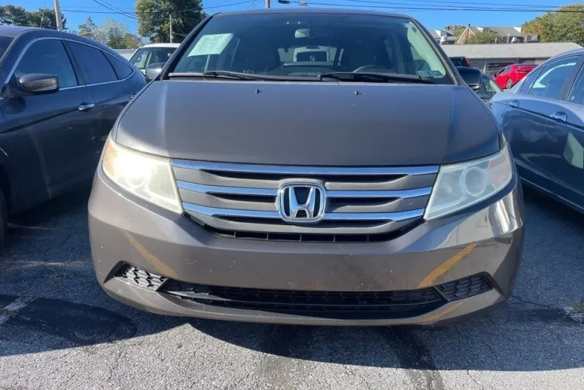 2013 Honda Odyssey EX-L photo 1