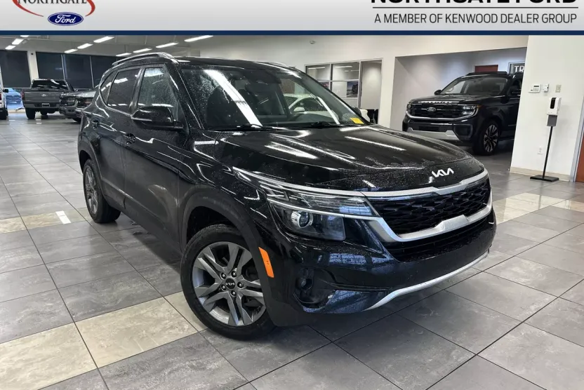 2022 Kia Seltos S photo 1