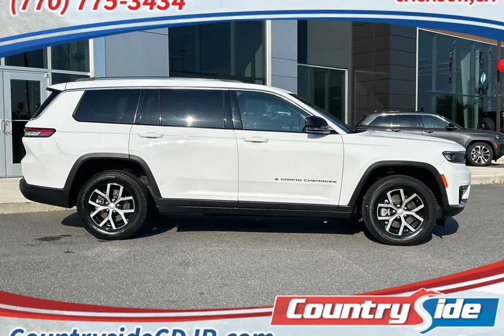 2023 Jeep Grand Cherokee Limited photo 1