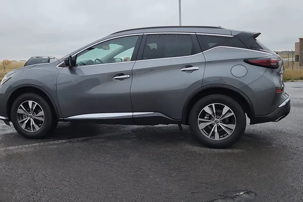 2023 Nissan Murano SV photo 1