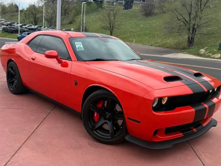 2022 Dodge Challenger SRT8 Hellcat photo 1