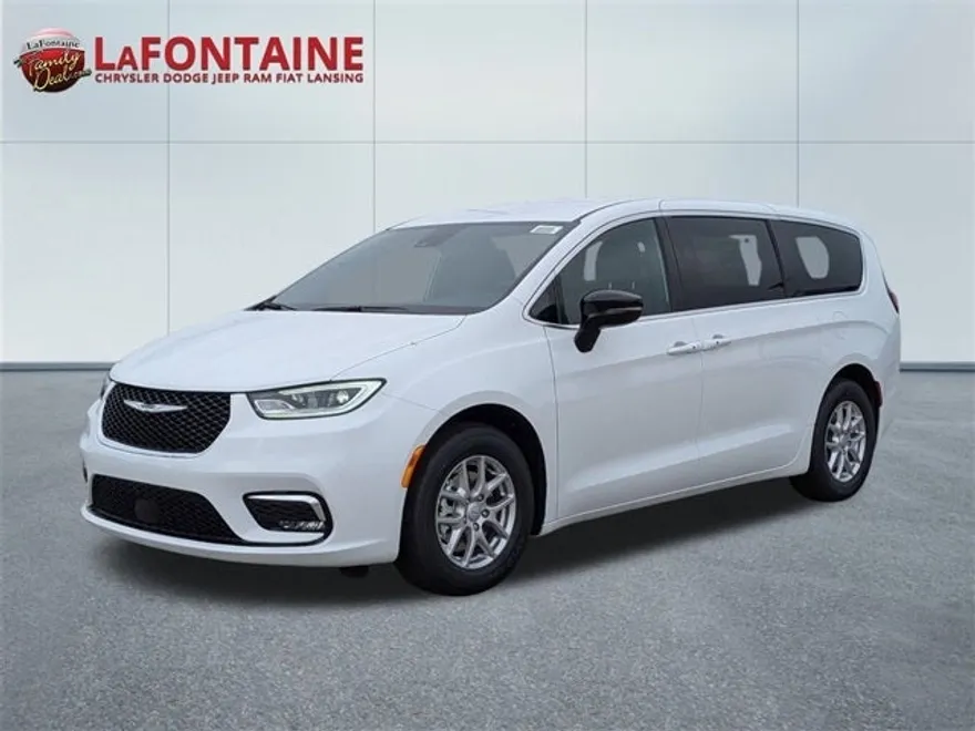 2026 Chrysler Pacifica photo 1