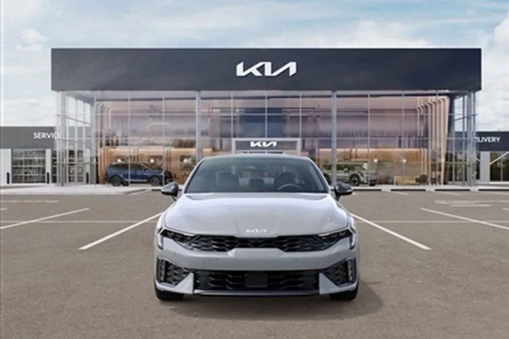 2026 Kia K5 GT photo 1