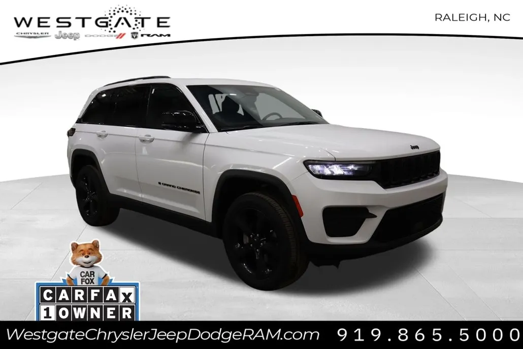 2023 Jeep Grand Cherokee Altitude photo 1