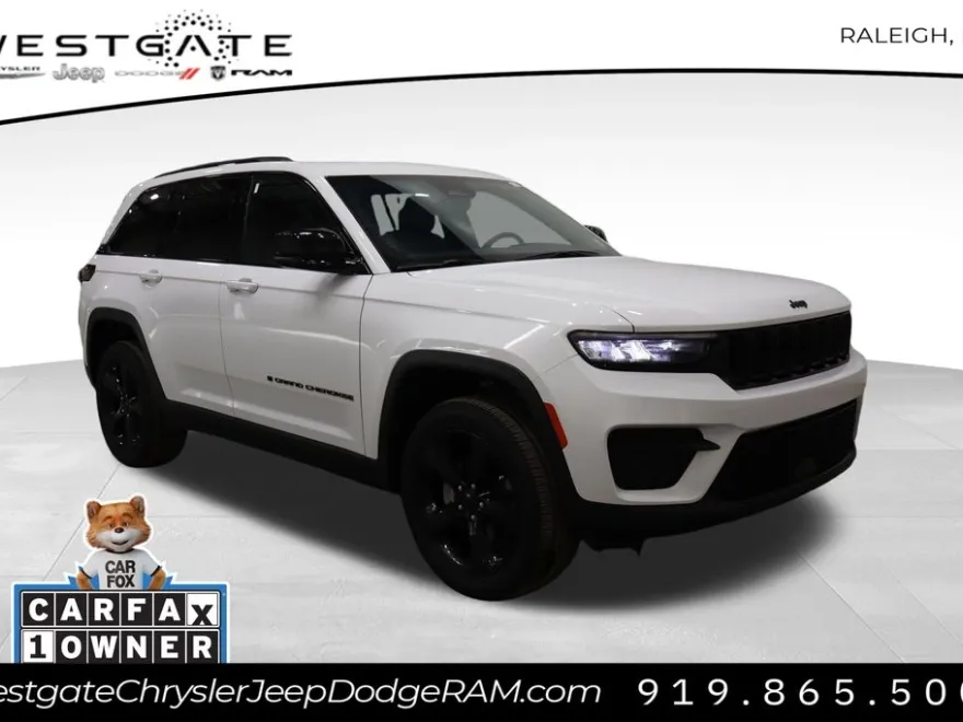 2023 Jeep Grand Cherokee Altitude photo 1