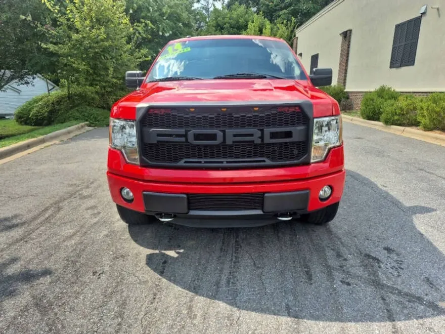 2014 Ford F-150 photo 1