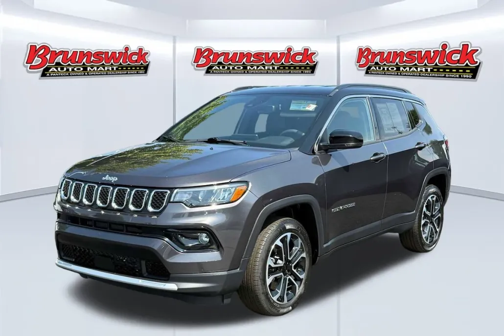 2024 Jeep Compass Limited photo 1