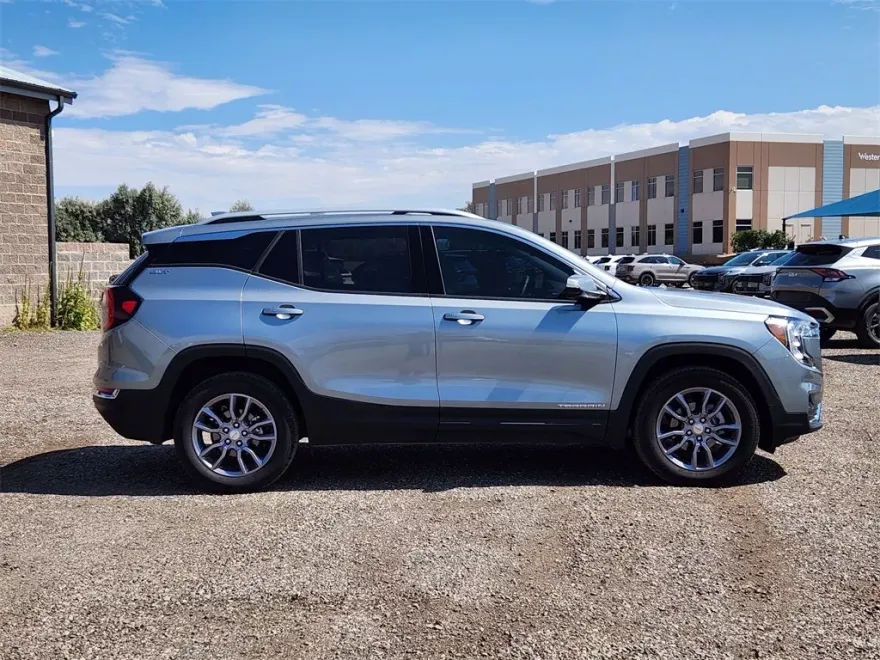 2023 Gmc Terrain SLT photo 1