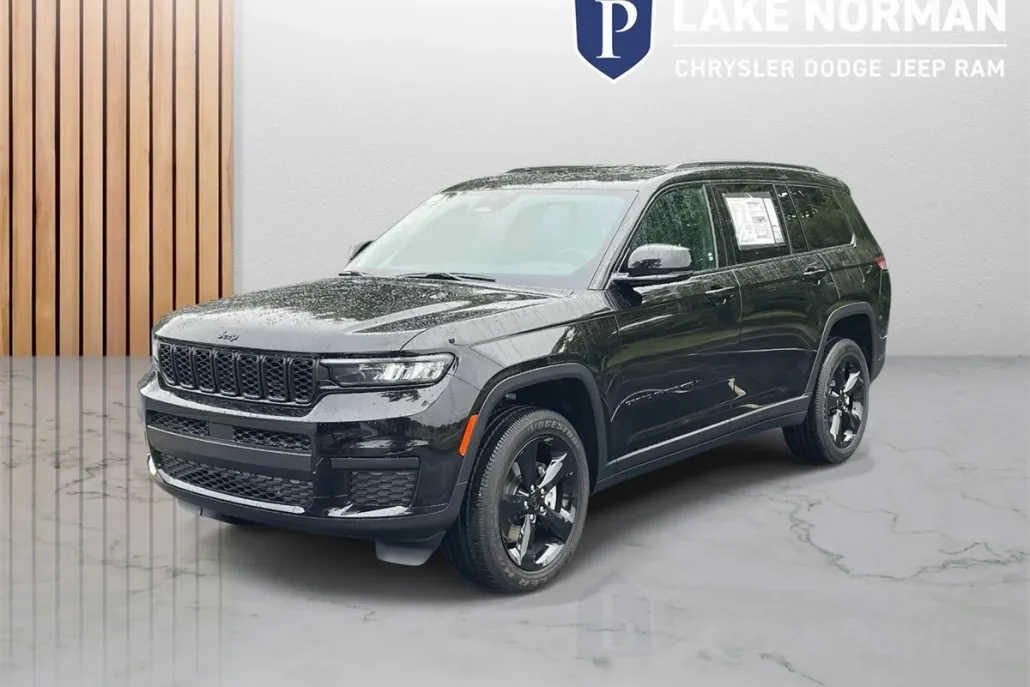 2025 Jeep Grand Cherokee Altitude X photo 1