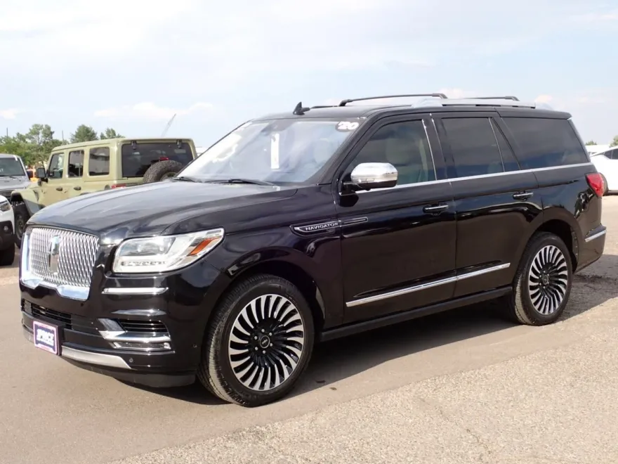 2020 Lincoln Navigator Black Label photo 1