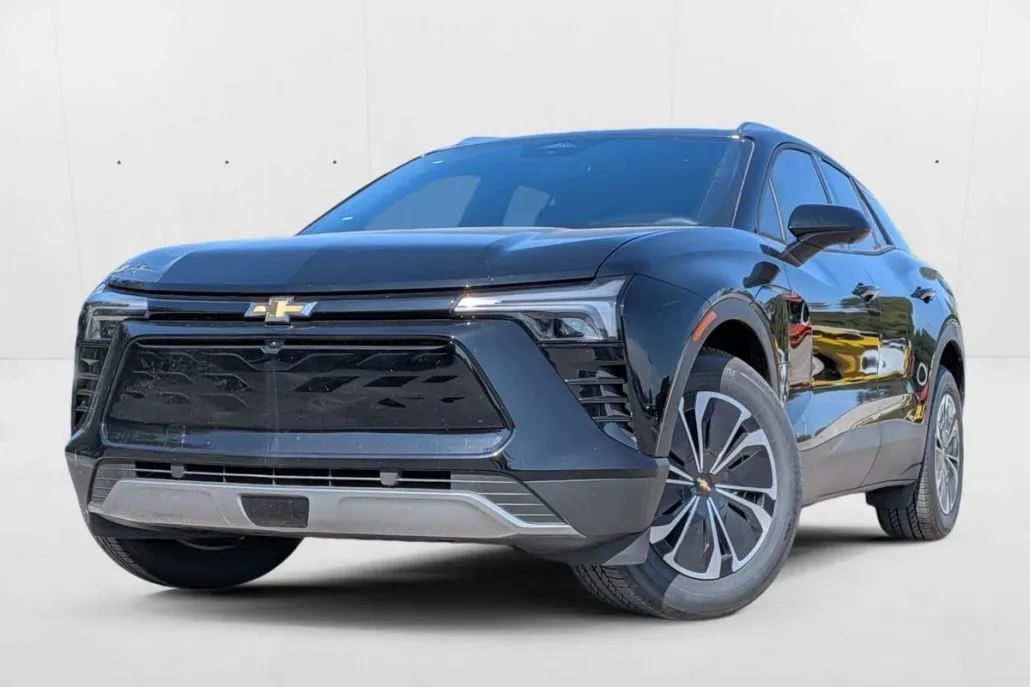 2025 Chevrolet Blazer EV photo 1