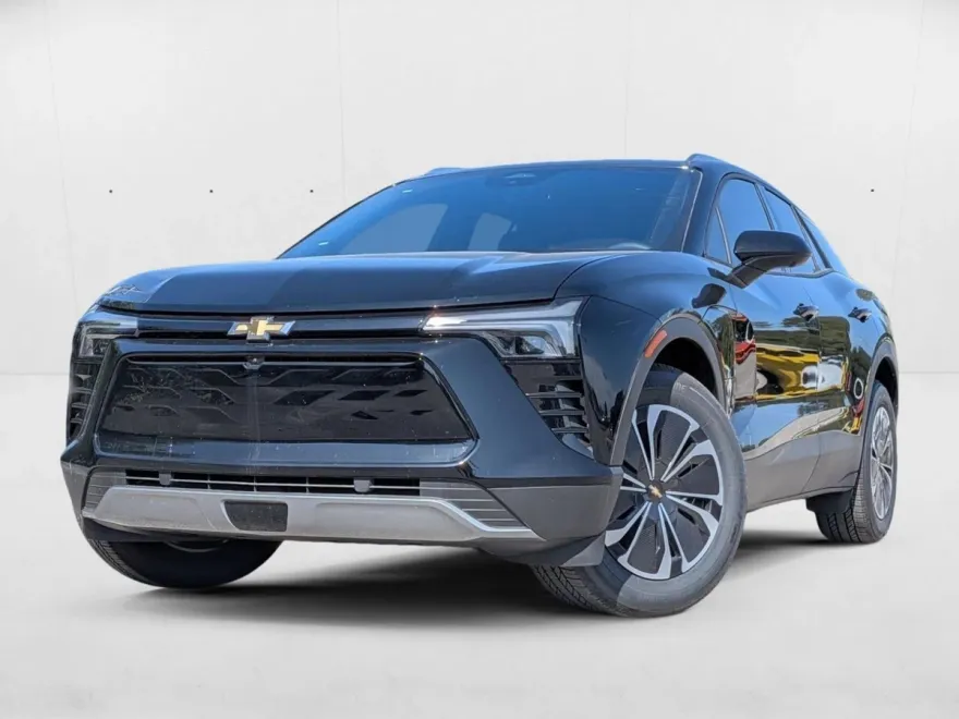 2025 Chevrolet Blazer EV photo 1