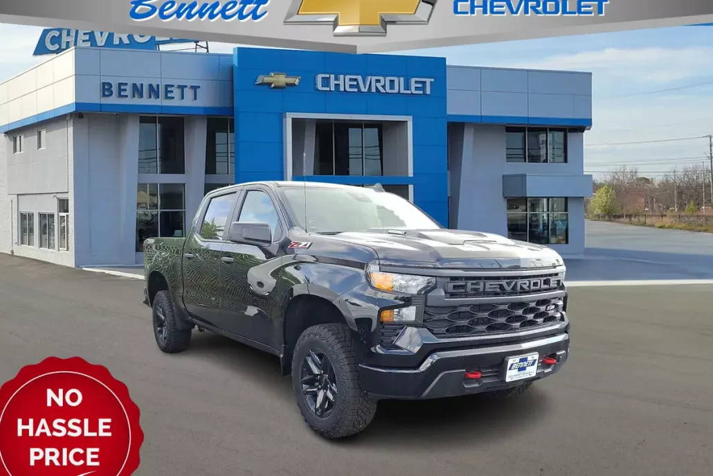 2025 Chevrolet Silverado 1500 Custom Trail Boss photo 1
