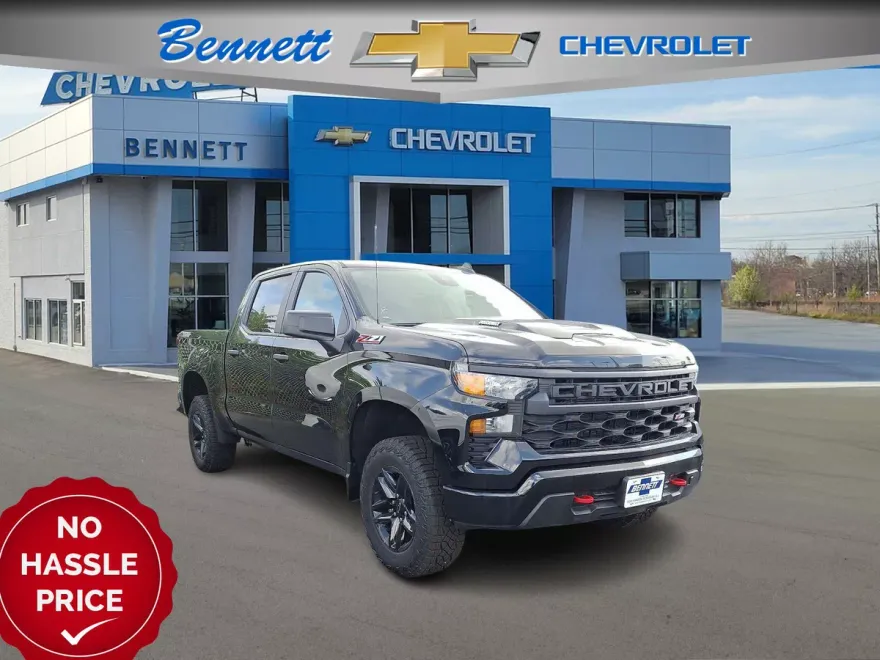 2025 Chevrolet Silverado 1500 Custom Trail Boss photo 1