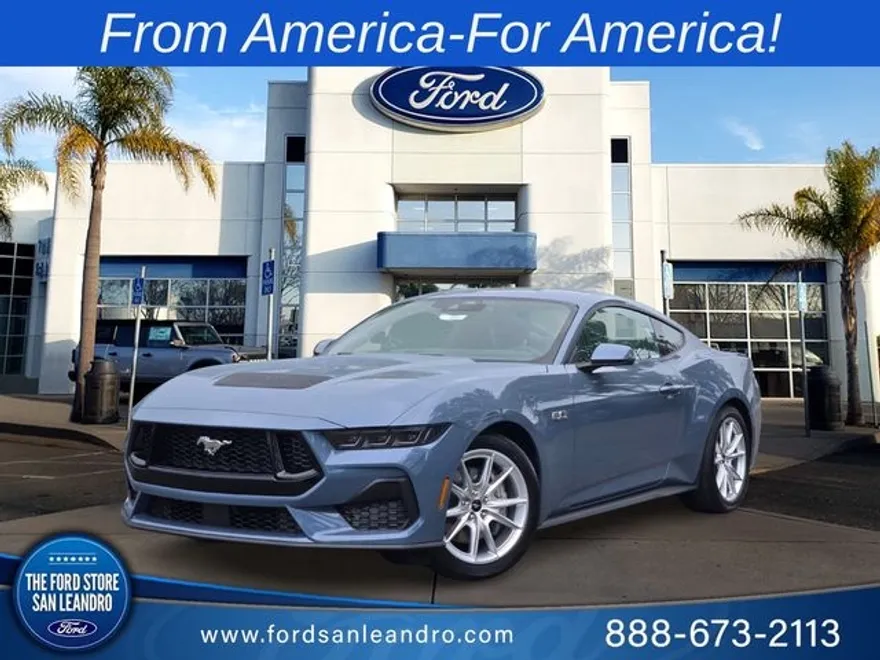 2025 Ford Mustang GT Premium photo 1
